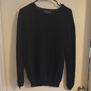 Roundtree & Yorke Men's Dark Sweater